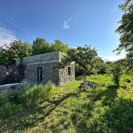 Zove Rural Cottage With Garden Views K'arashamb Dış mekan fotoğraf