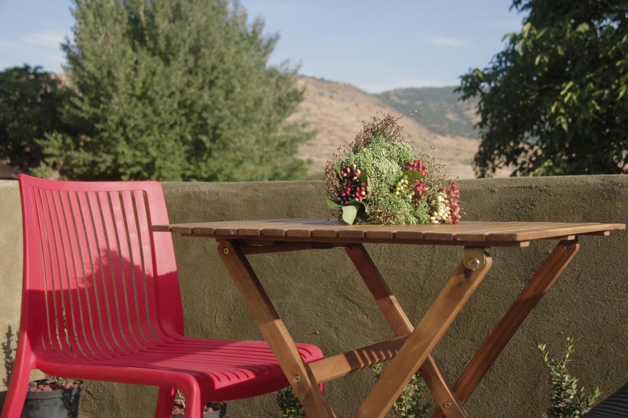 Zove Rural Cottage With Garden Views K'arashamb Dış mekan fotoğraf