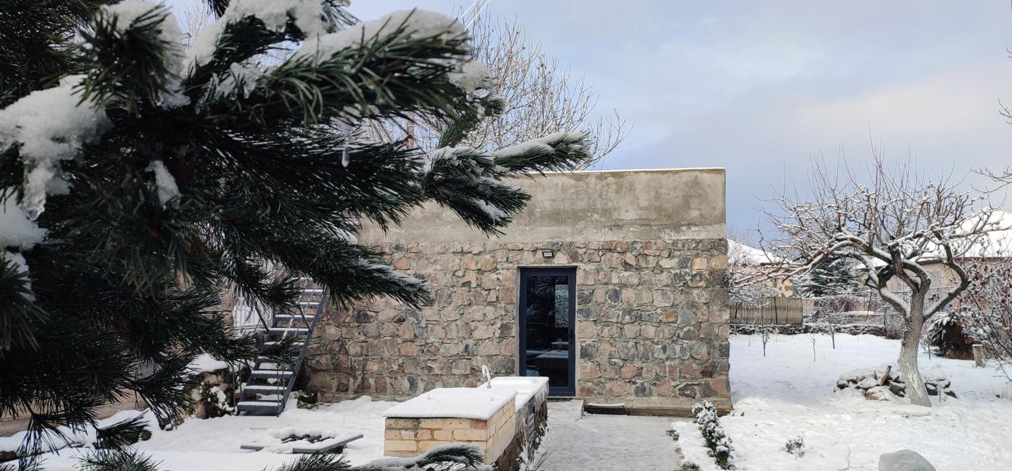 Zove Rural Cottage With Garden Views K'arashamb Dış mekan fotoğraf